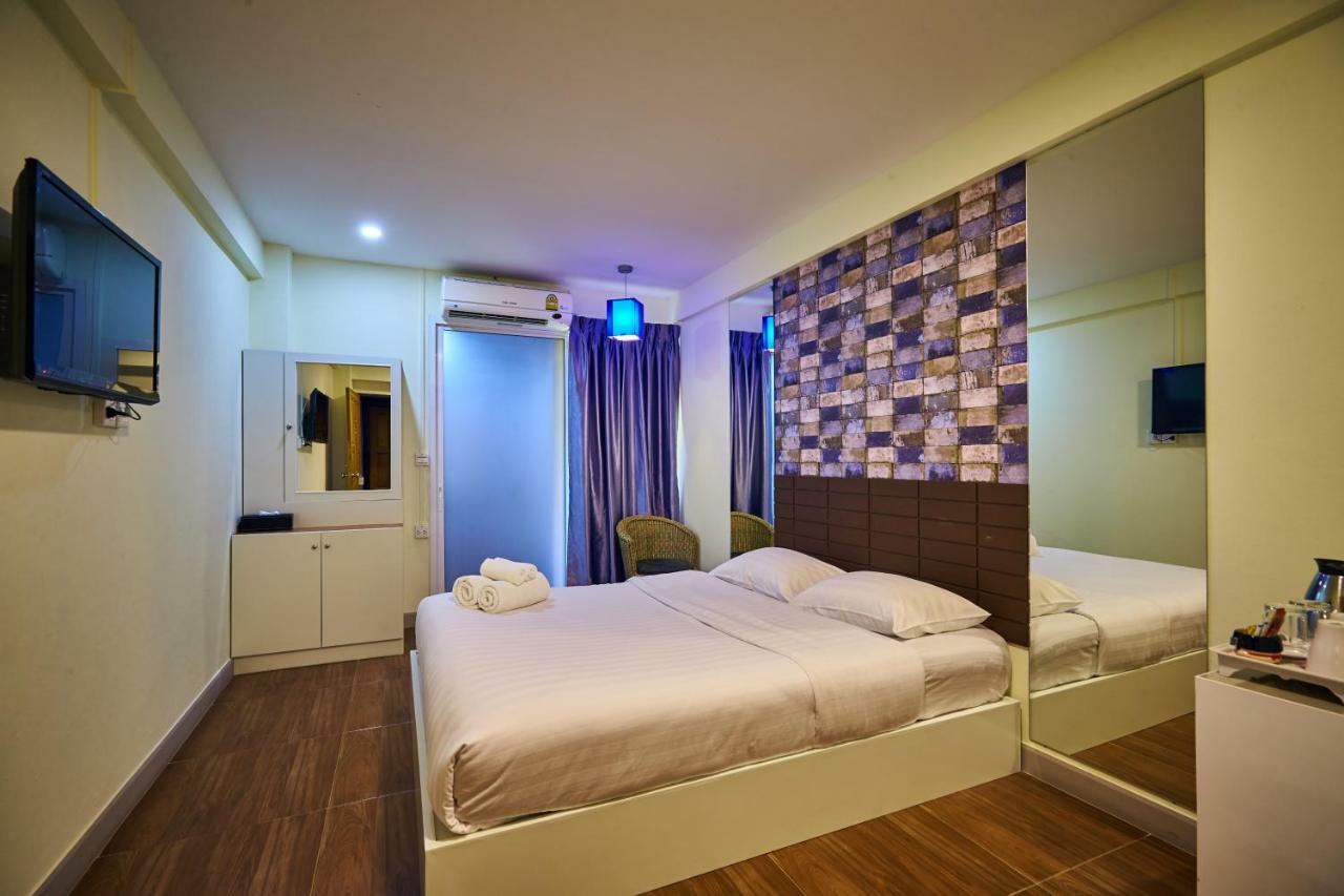 Sweetloft Hotel Don Muang Banguecoque Exterior foto