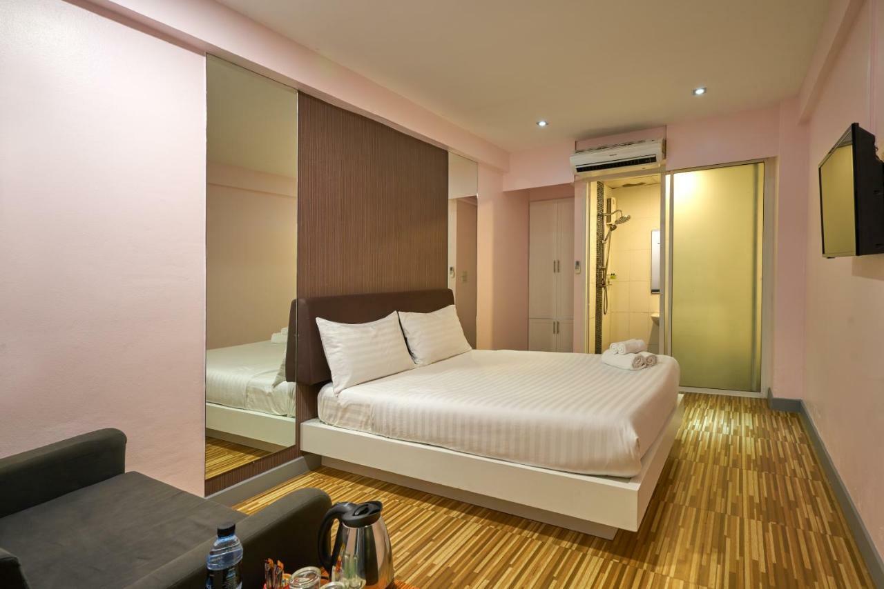 Sweetloft Hotel Don Muang Banguecoque Exterior foto